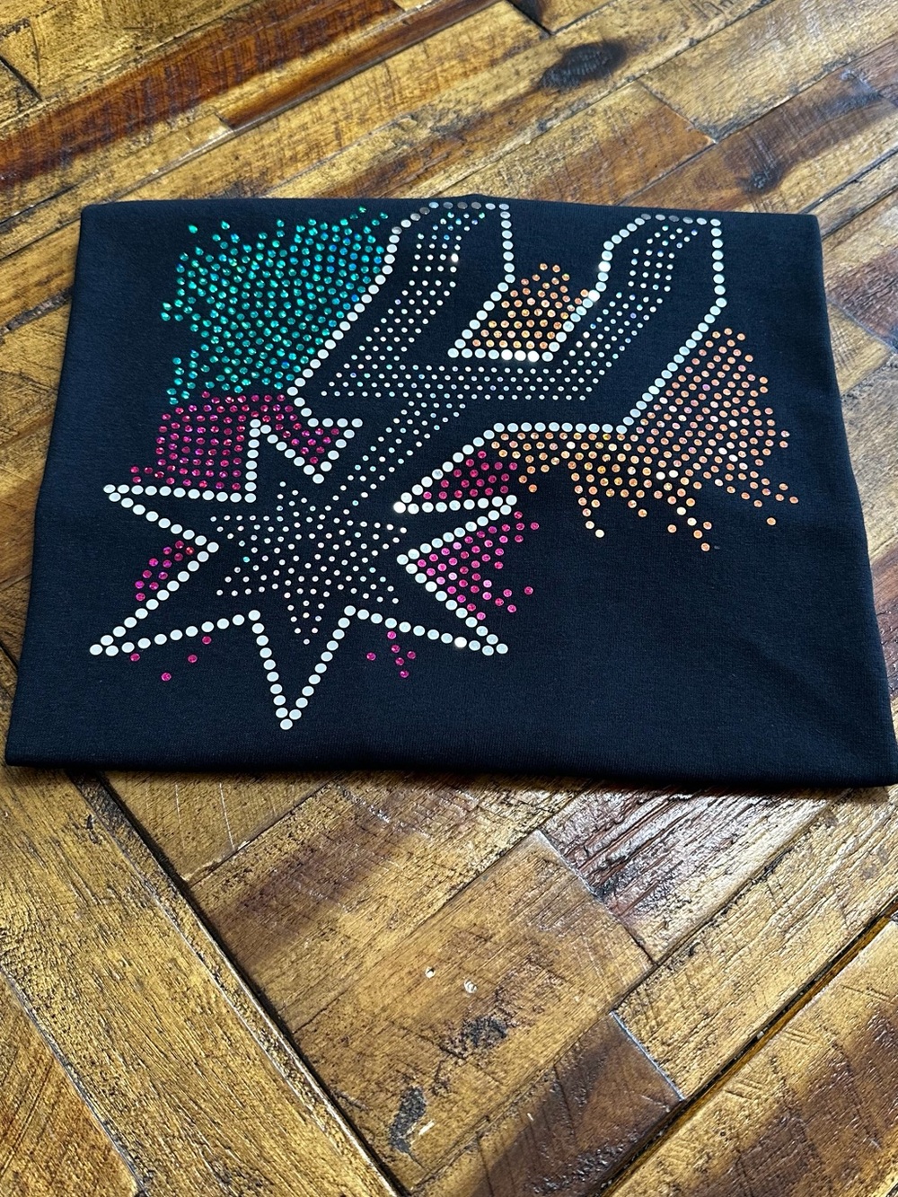 NEW San Antonio Spurs PomPom V-Neck Tee | Bling Basketball Shirt with Bling Cap - Picture 4 of 6